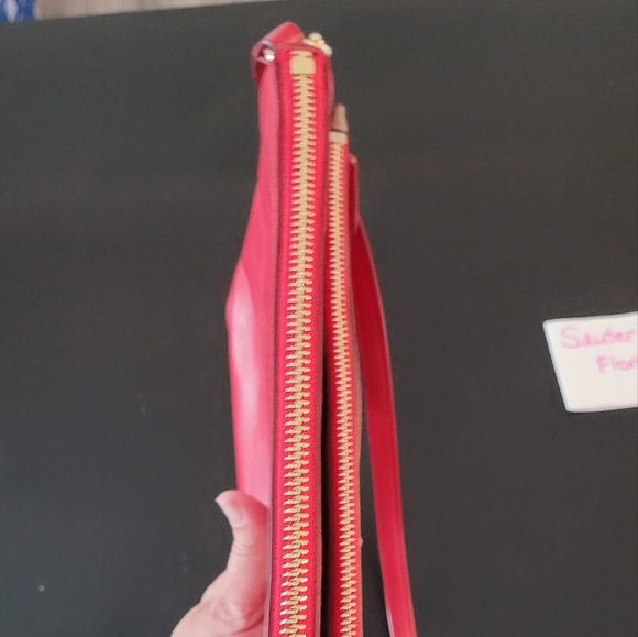 Coach Crossbody - Picture 3 of 12